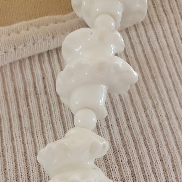 Vintage Miriam Haskell Necklace - Picture 2 of 5